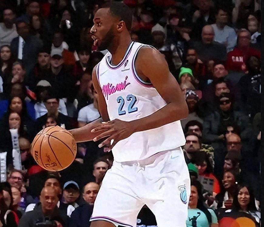 NBA季前賽(sài)明日賽(sài)程預(yù)告：火箭(jiàn)对阵老鹰，雷霆迎(yíng)戰(zhàn)獨(dú)行(xíng)侠