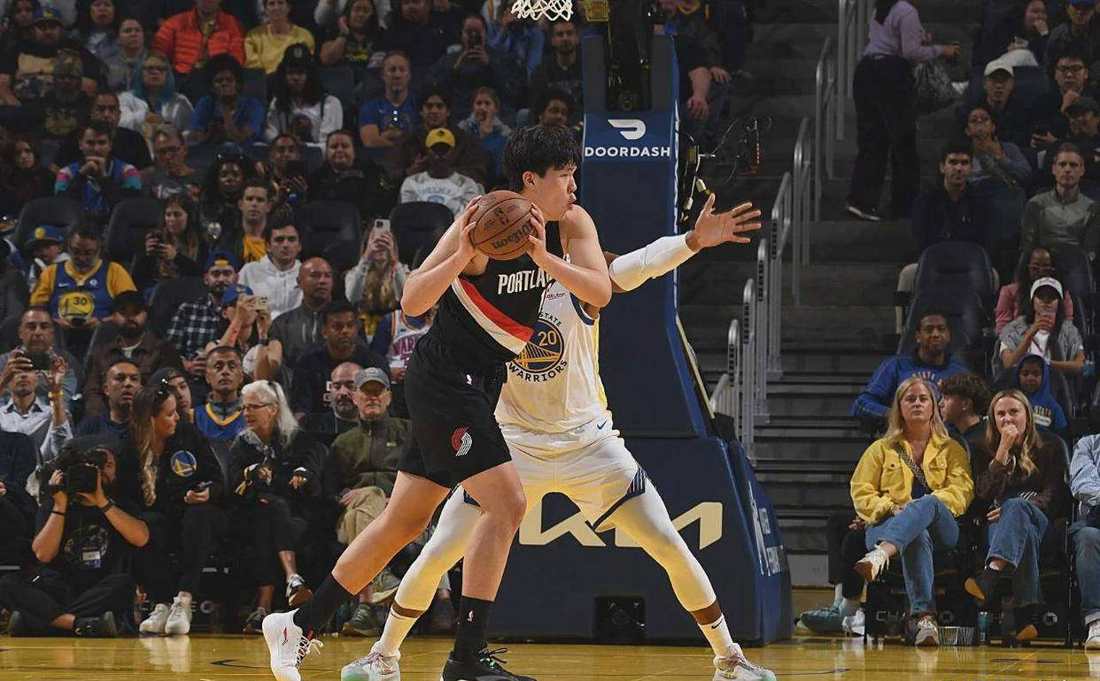 楊(yáng)瀚森：从CBA最佳(jiā)防守球(qiú)员到NBA防守挑(tiāo)战