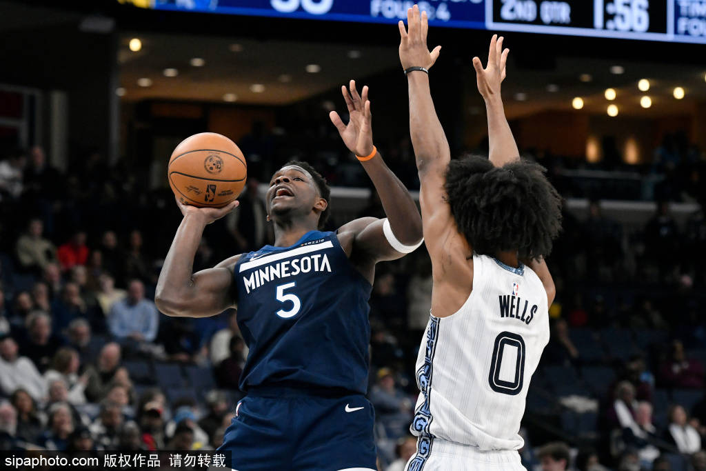 凯里·欧文推销安踏：斯蒂芬·库里的最佳品牌选项！